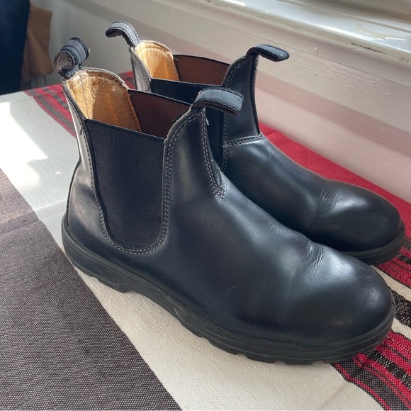 3M Thinsulate Black Leather Boots - Picture 3 of 7